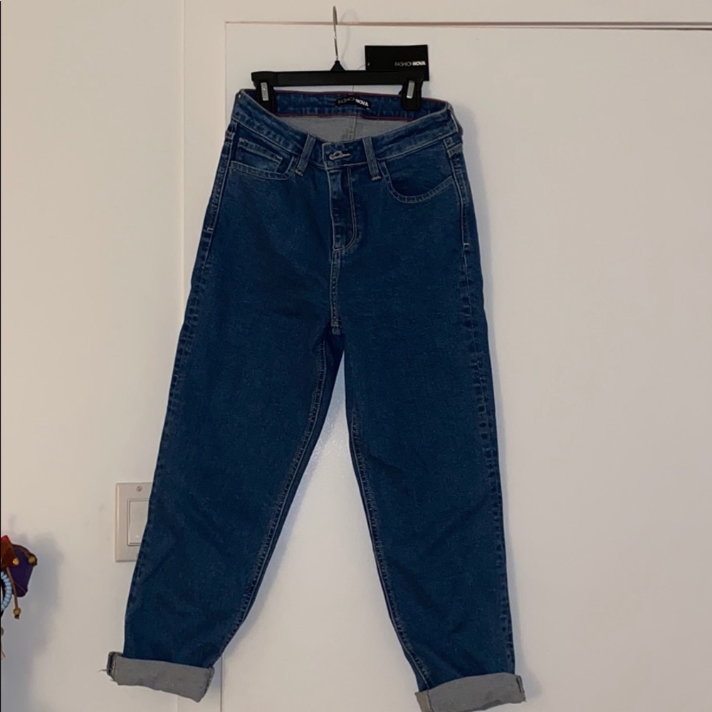 Fashion nova high rise mom jeans